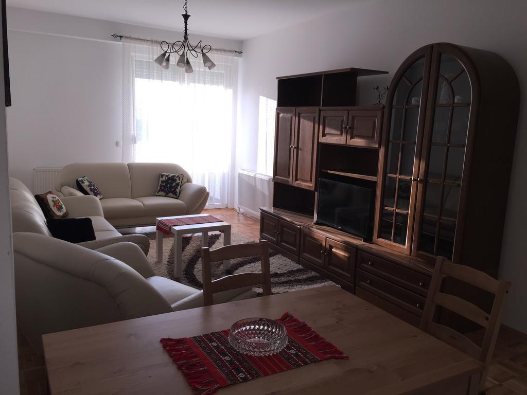 Apartment Gashi Priştine Dış mekan fotoğraf